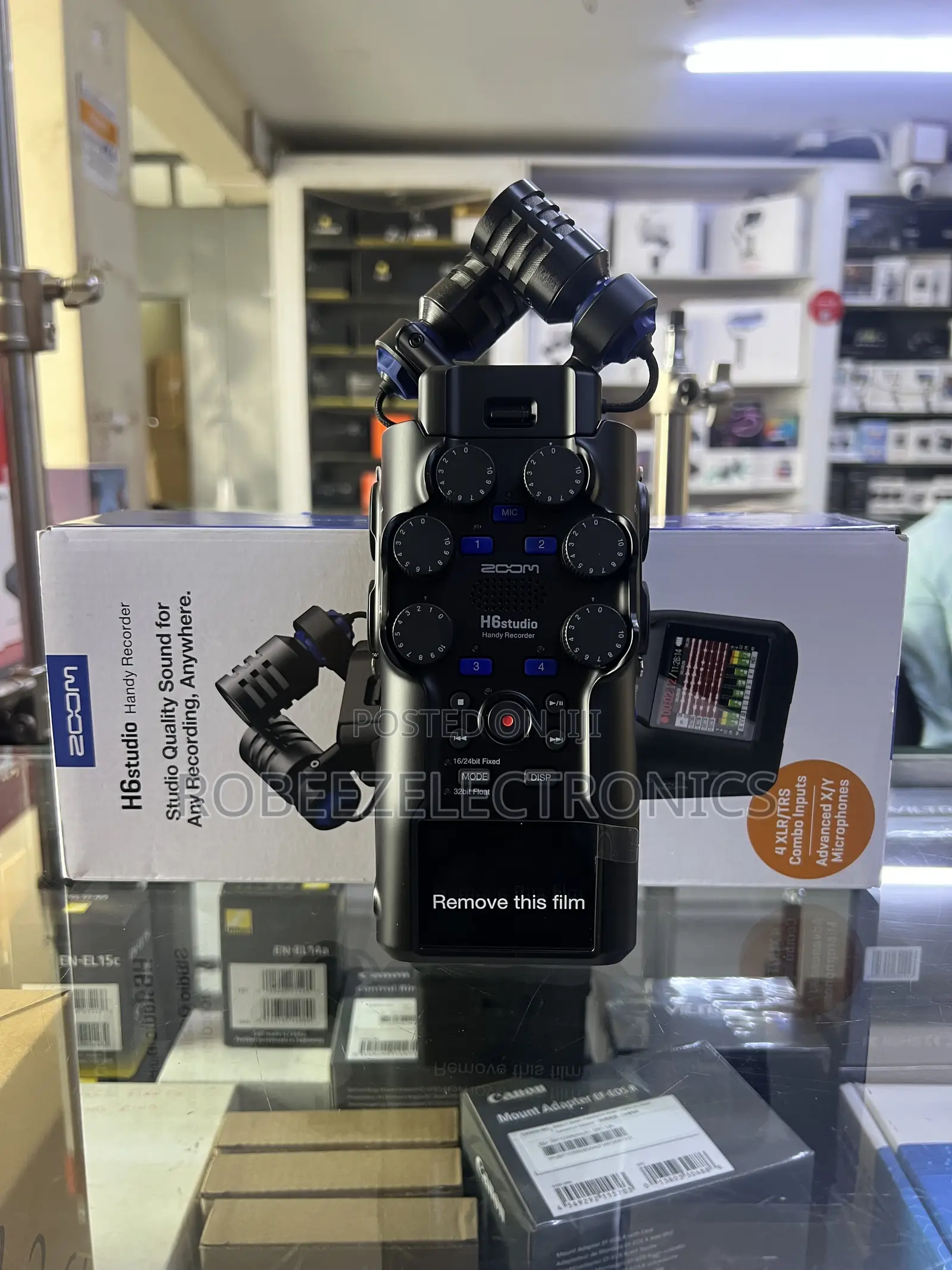 Zoom H6studio 6-Track Handy Recorder With 32-Bit Float Recording