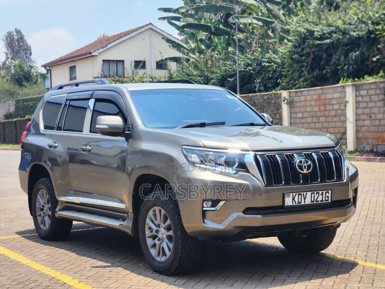 Toyota Land Cruiser Prado 2015 Brown