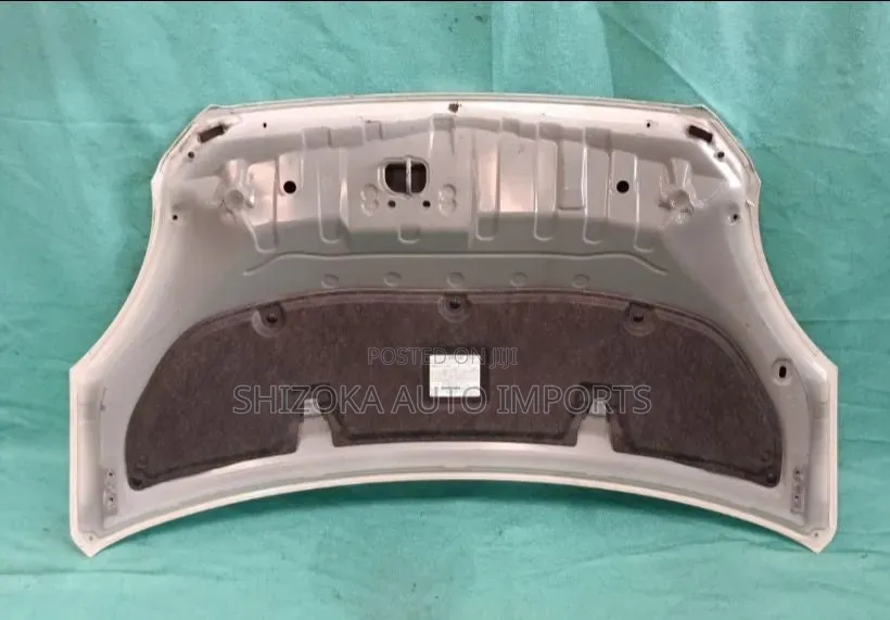 Bonnet Toyota Passo M700a 2022
