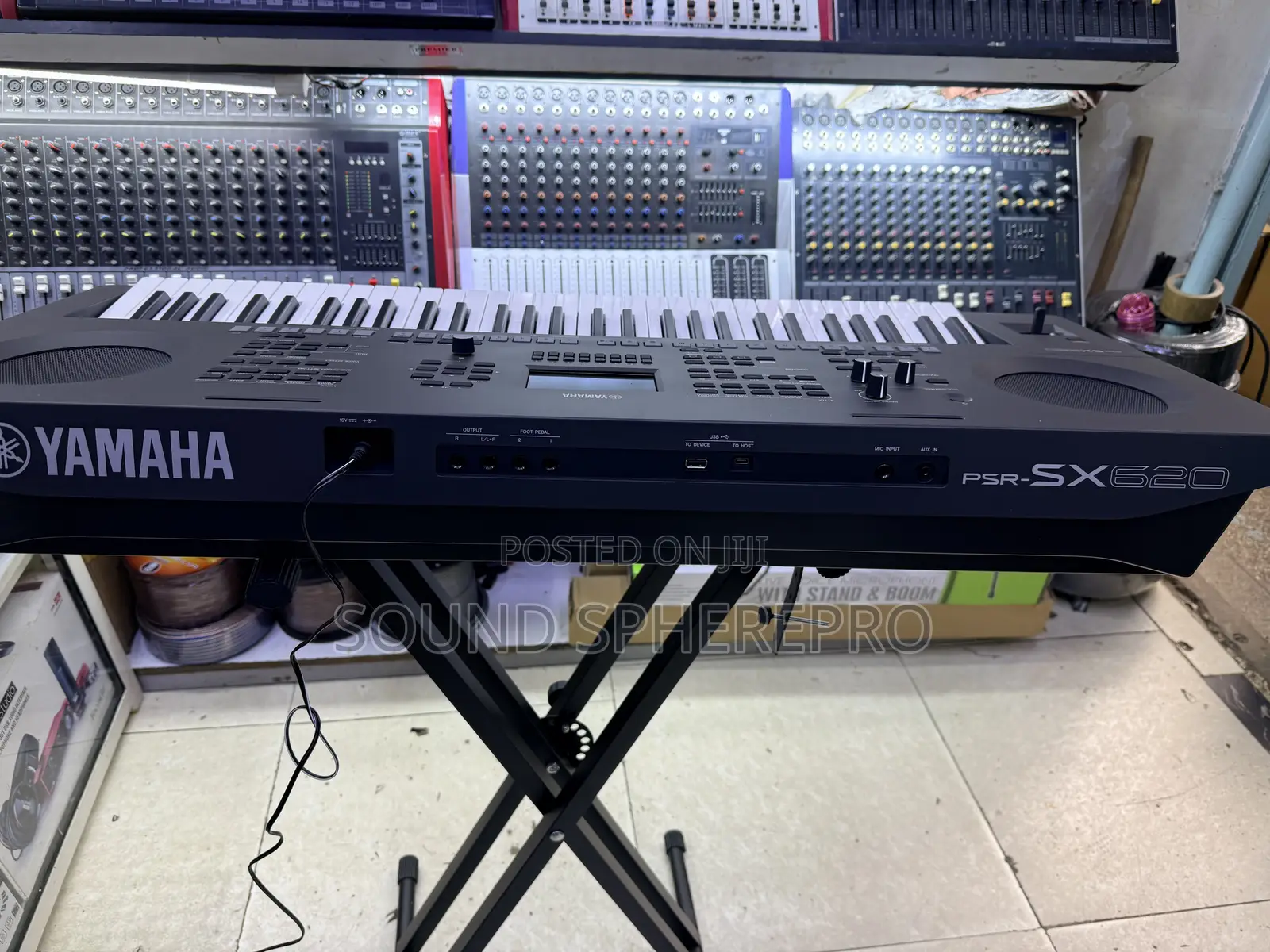 Yamaha PSR 620 61Key Keyboard