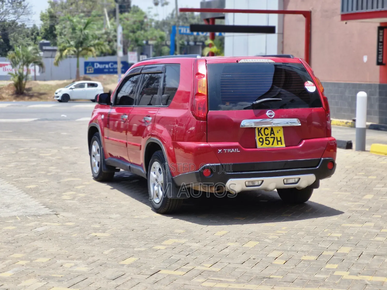 Nissan X-Trail 2007 Red