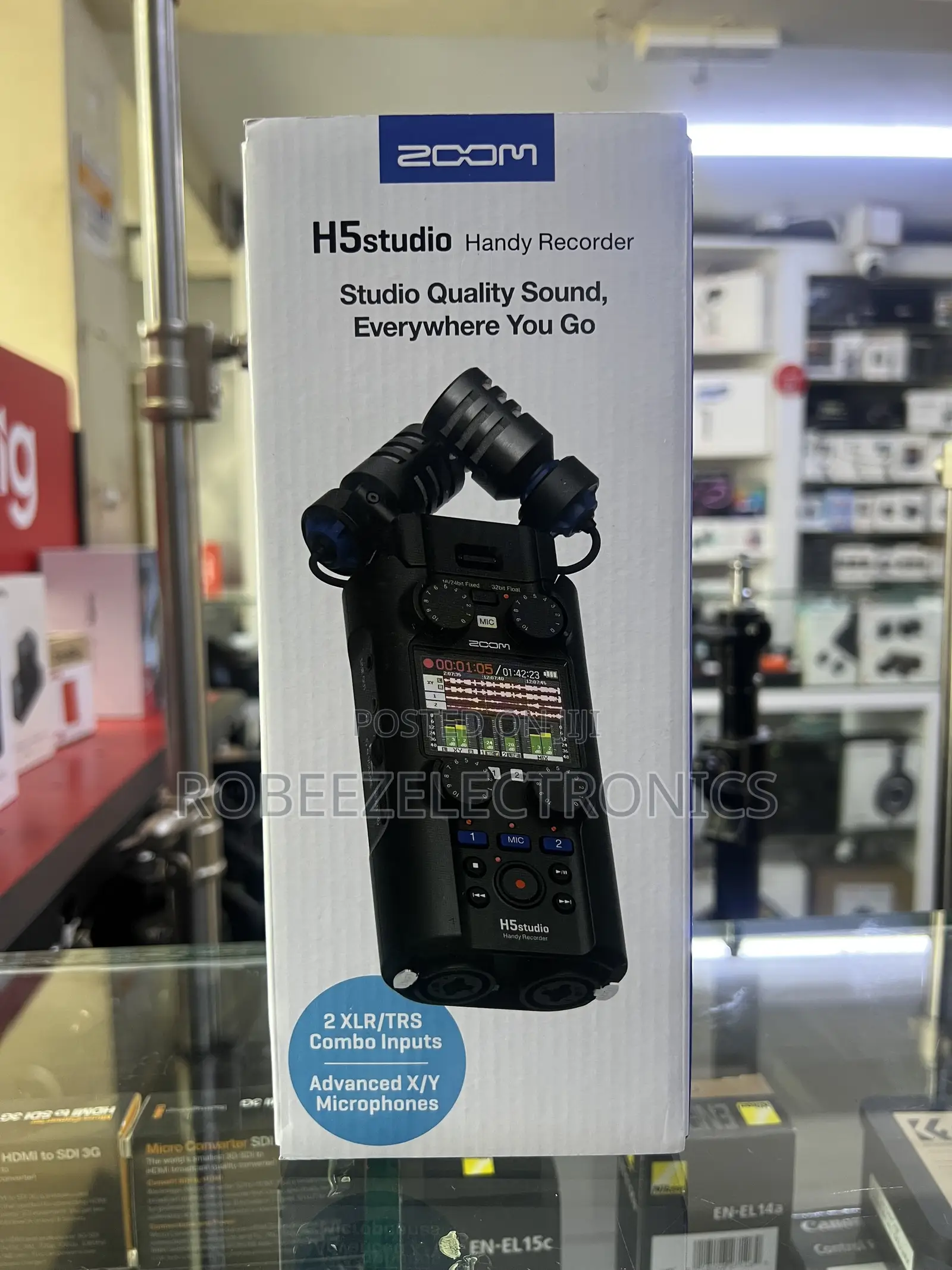 ZOOM H5Studio 4-Track Handy Recorder With 32-Bit Float Recording