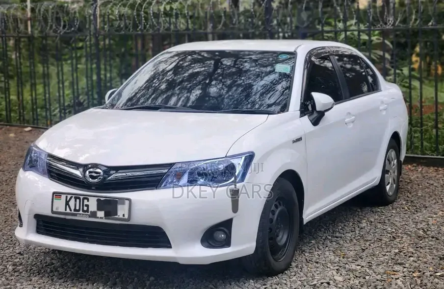 Toyota Axio 2014 White