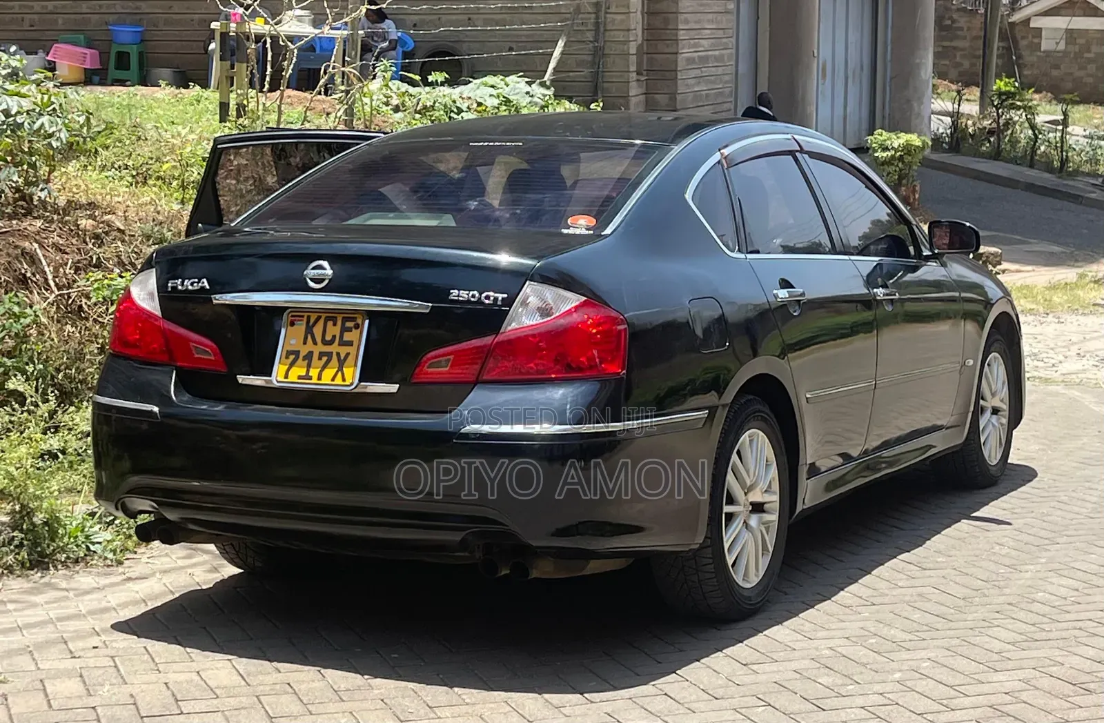 Nissan Fuga 2009 Black