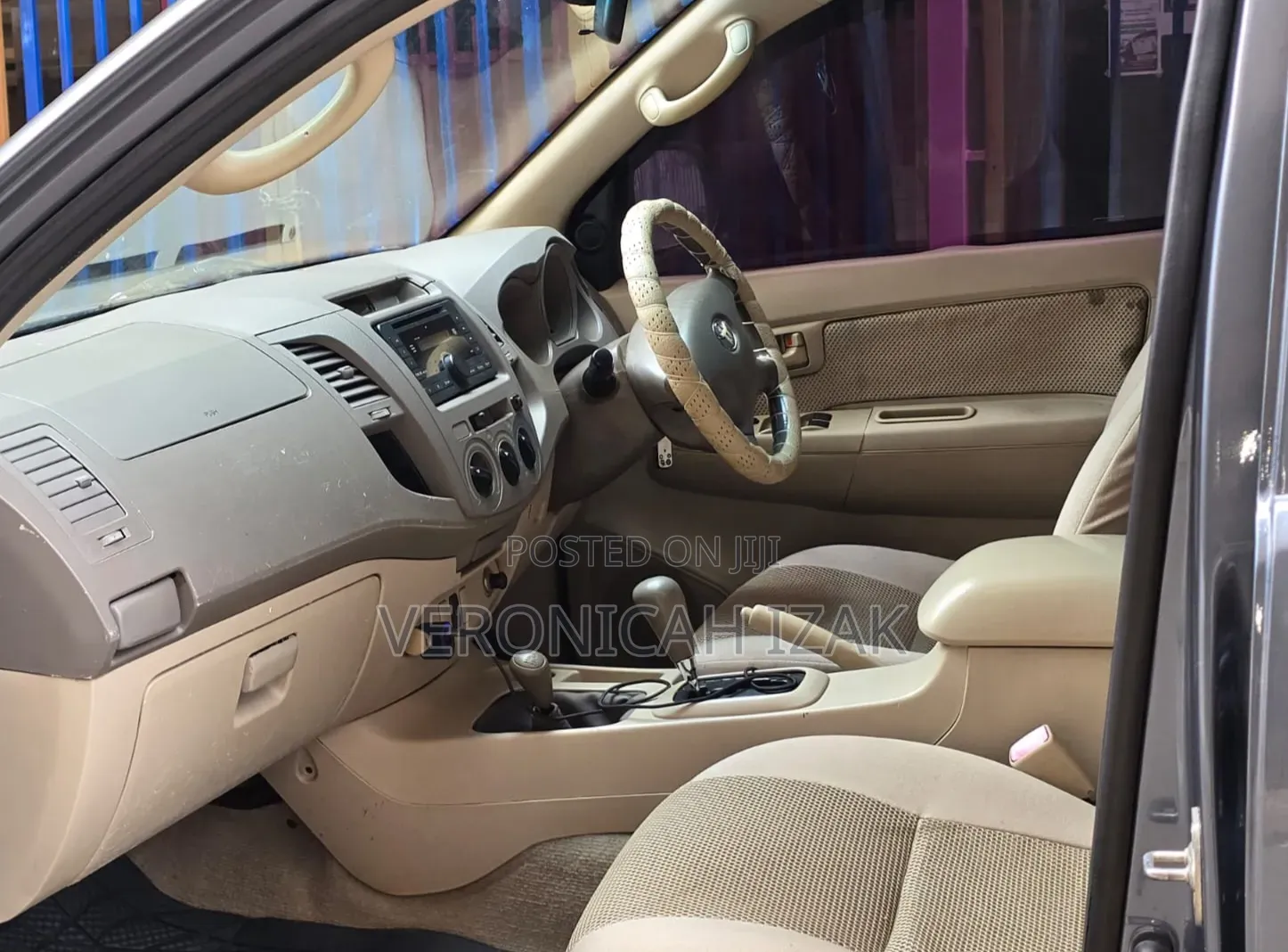 Toyota Hilux 2008 Gray