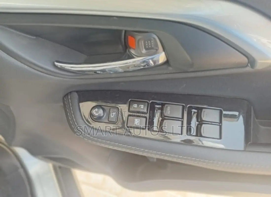 Toyota Urban Cruiser 2025 Silver