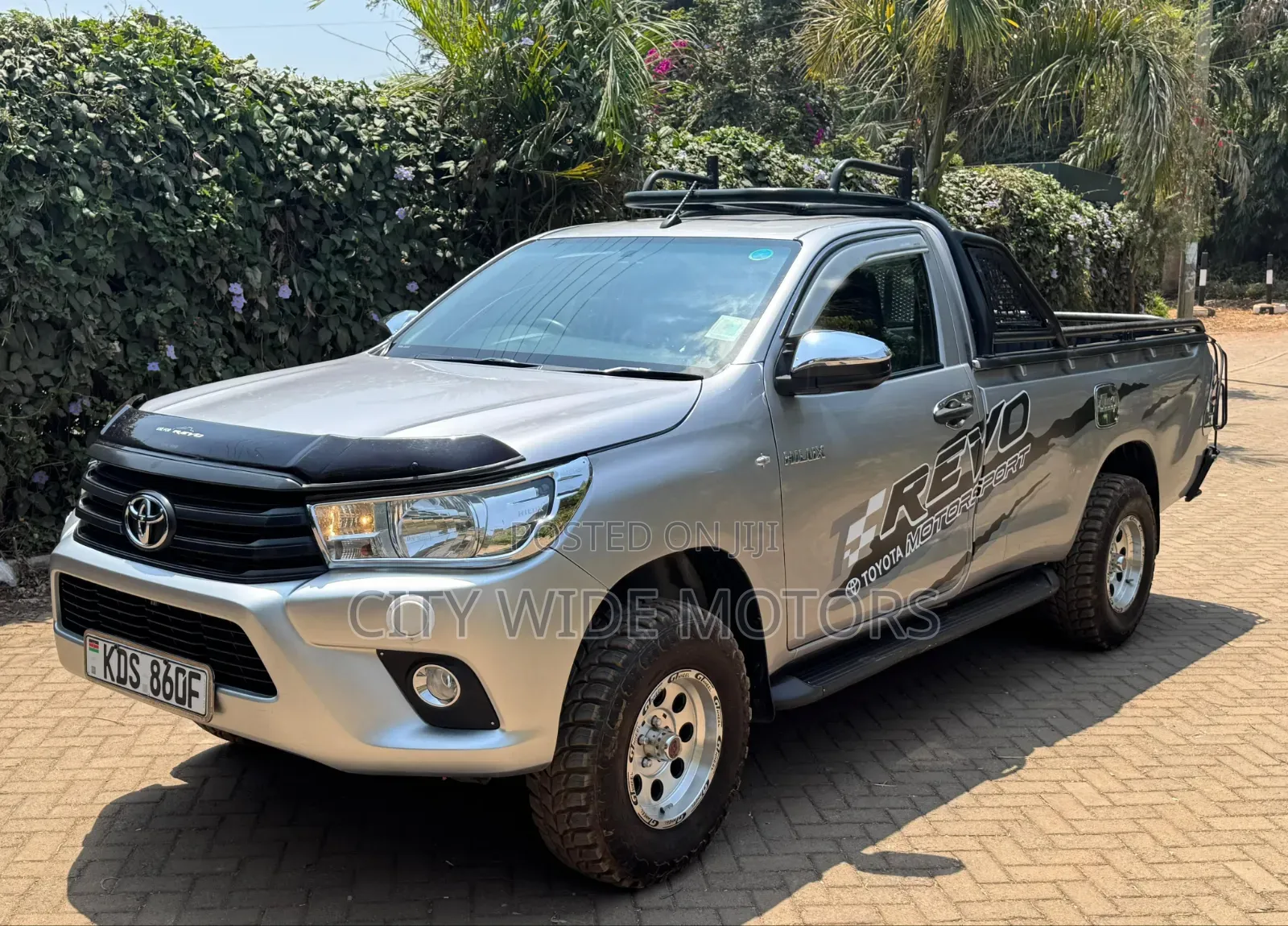 Toyota Hilux 2018 Silver