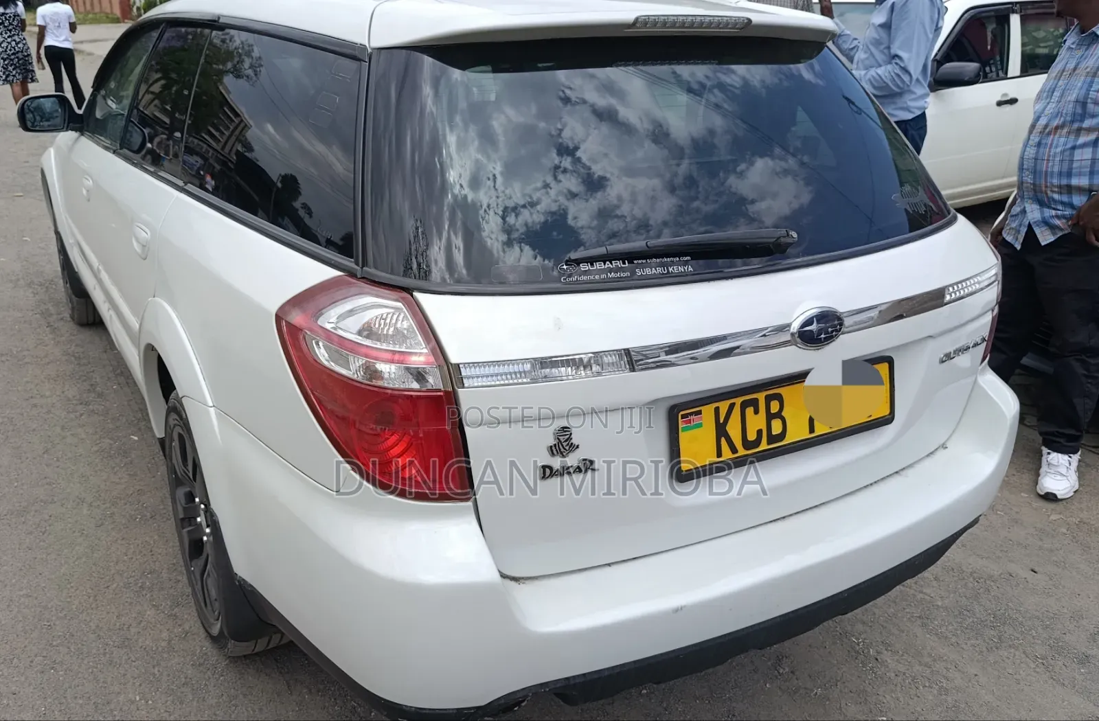 Subaru Outback 2010 White