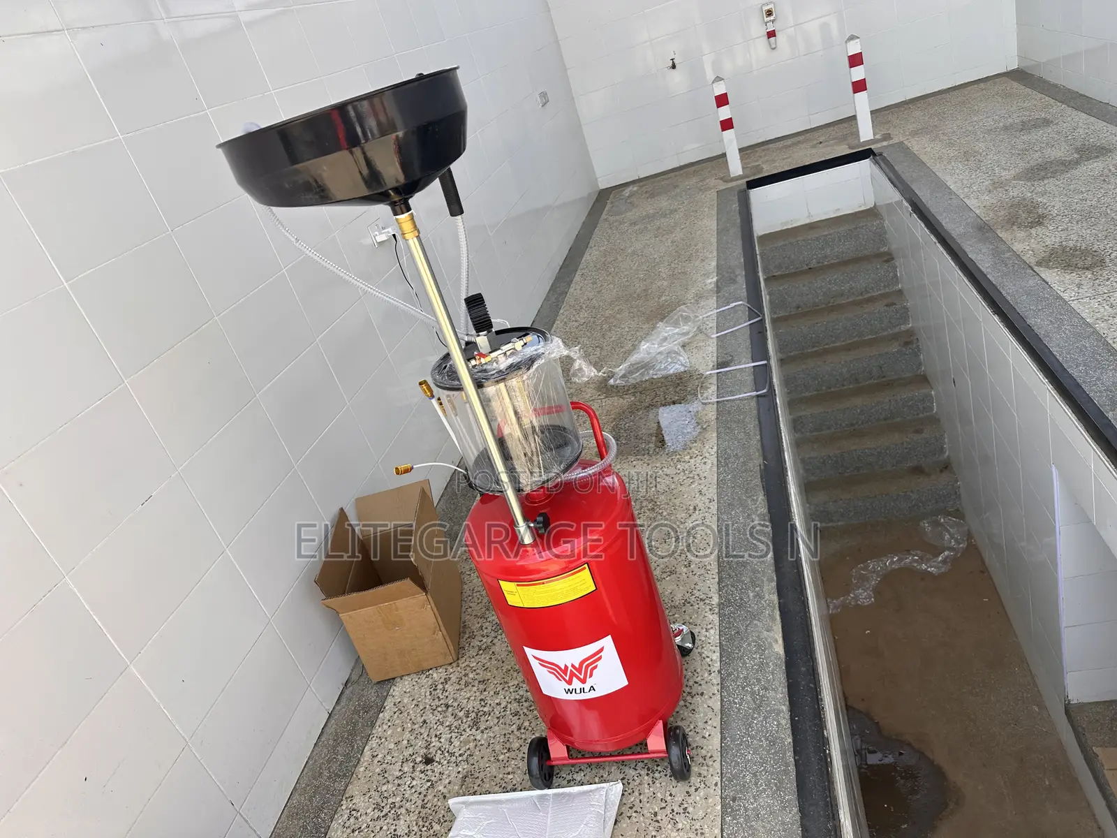High Quality New Technology Sunshine Italy Oil Drainer With Suction