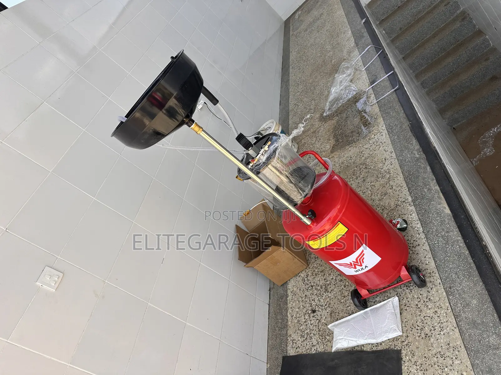 High Quality New Technology Sunshine Italy Oil Drainer With Suction