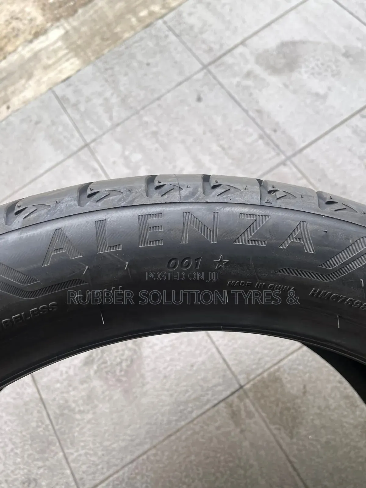 275 /40 R20 Bridgestone Tyres 106w Xl Alenza 001
