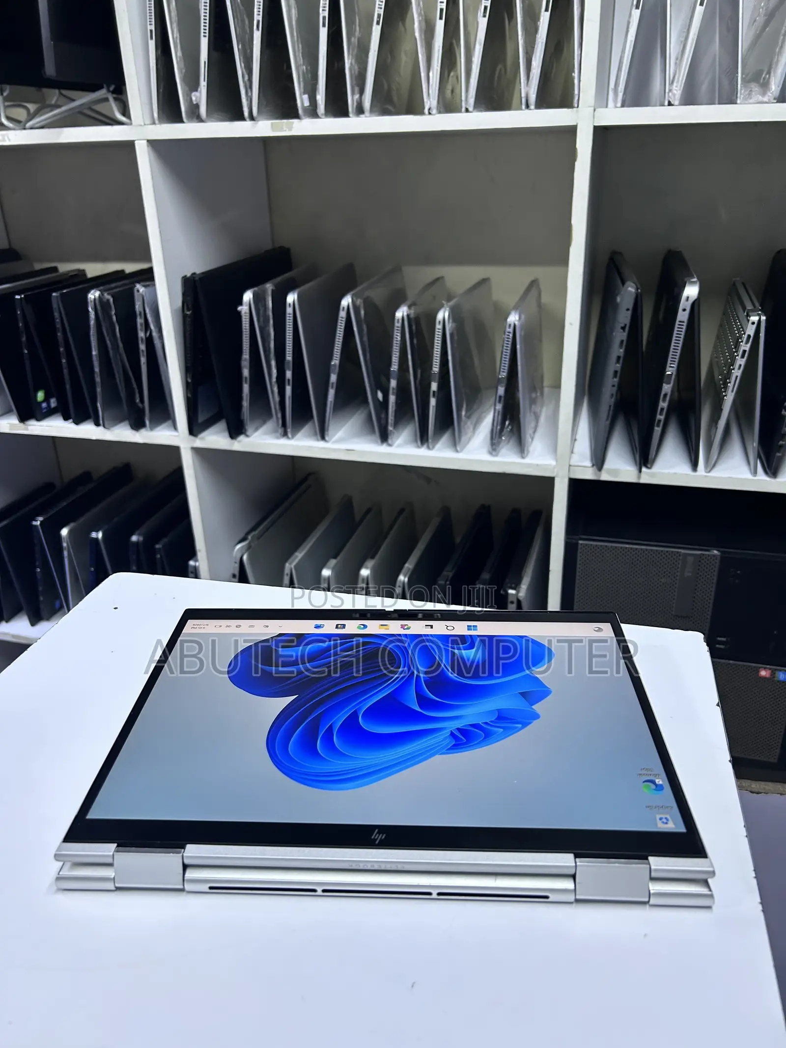 Laptop HP EliteBook 830 G9 16GB Intel Core i5 SSD 512GB