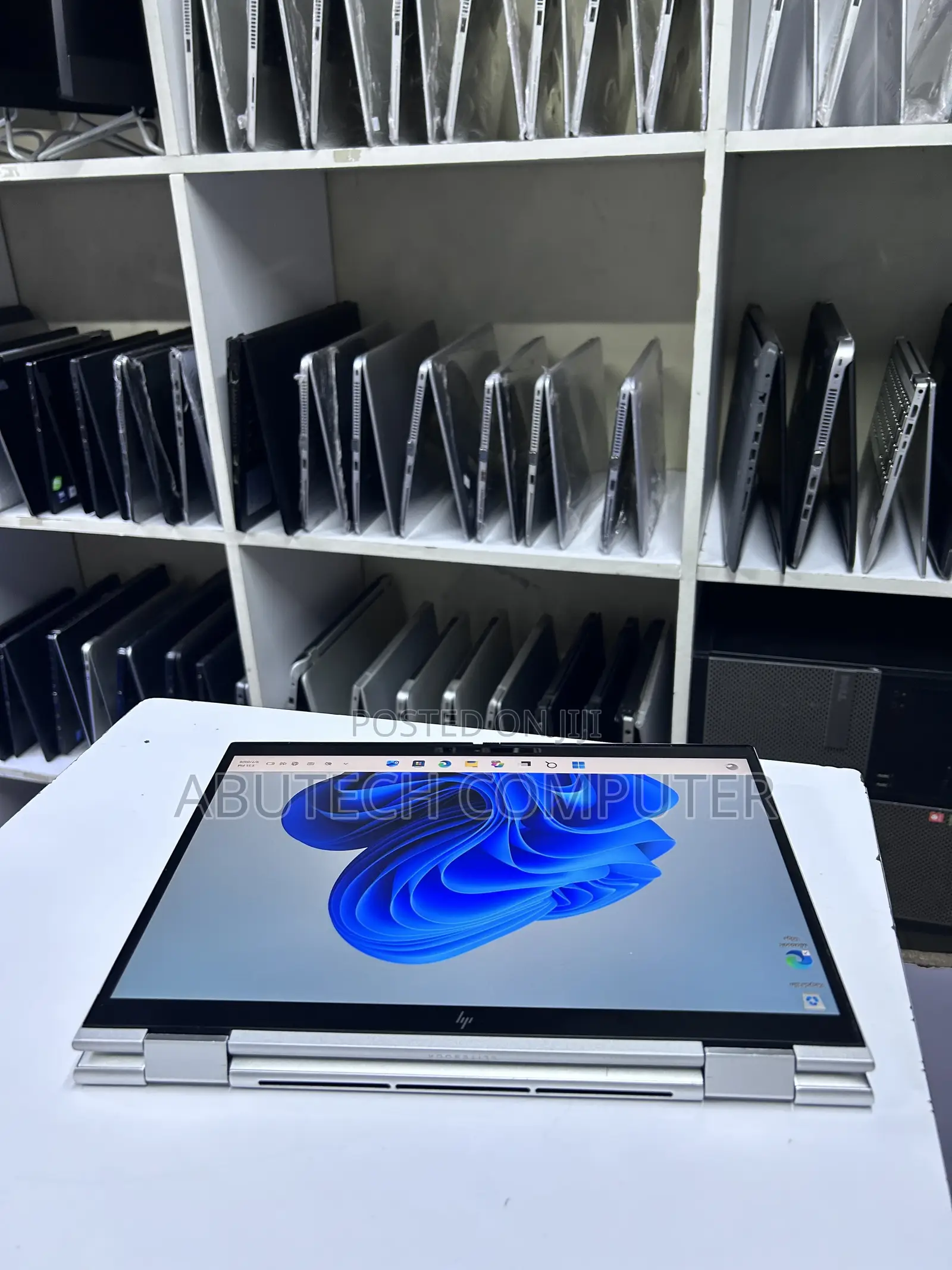 Laptop HP EliteBook 830 G9 16GB Intel Core i5 SSD 512GB