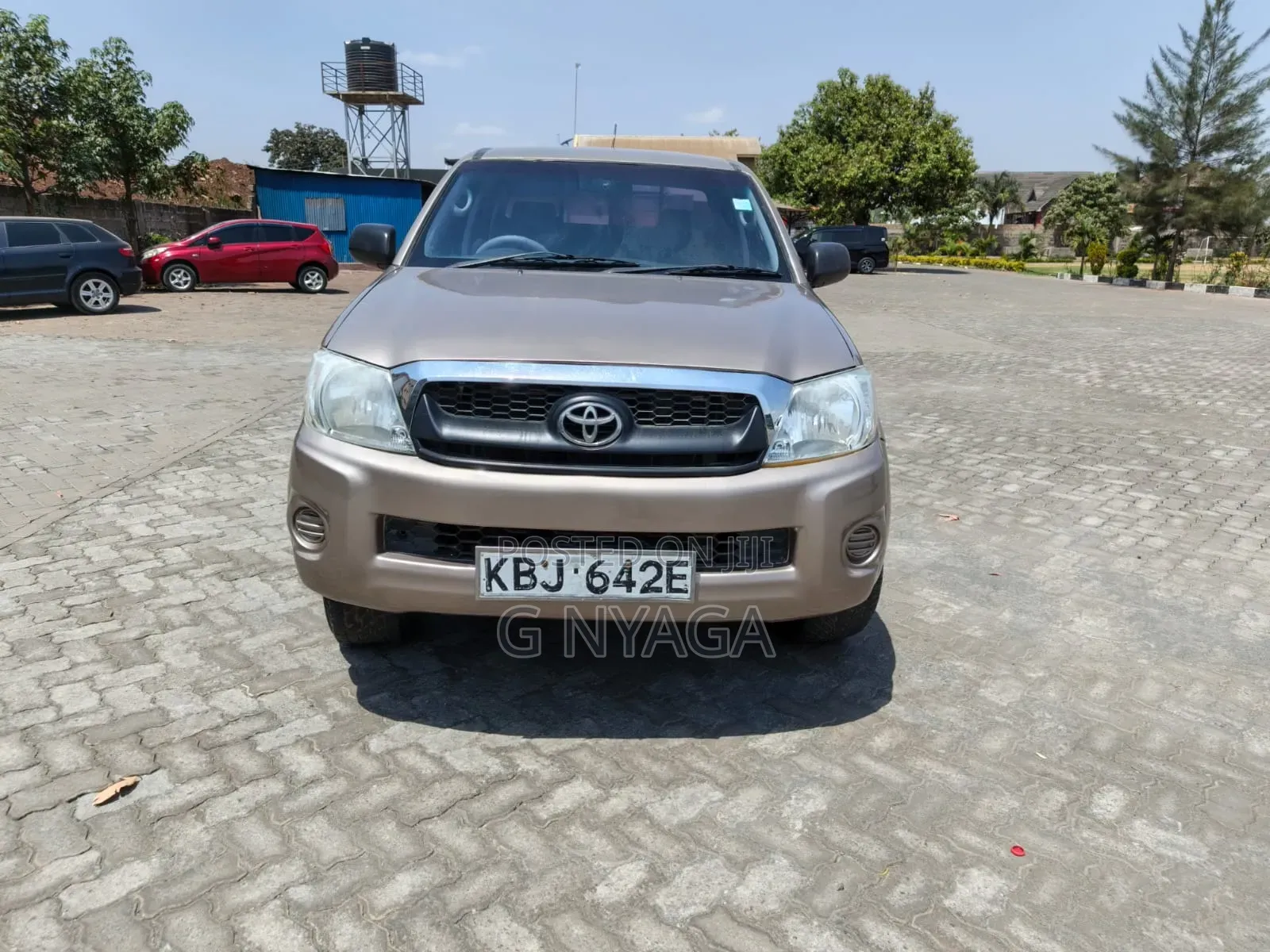 Toyota Hilux 2008 Gold