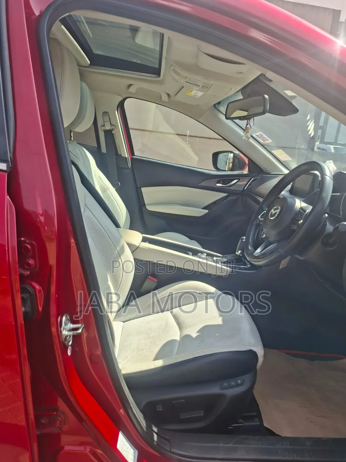 Mazda Axela 2017 Red