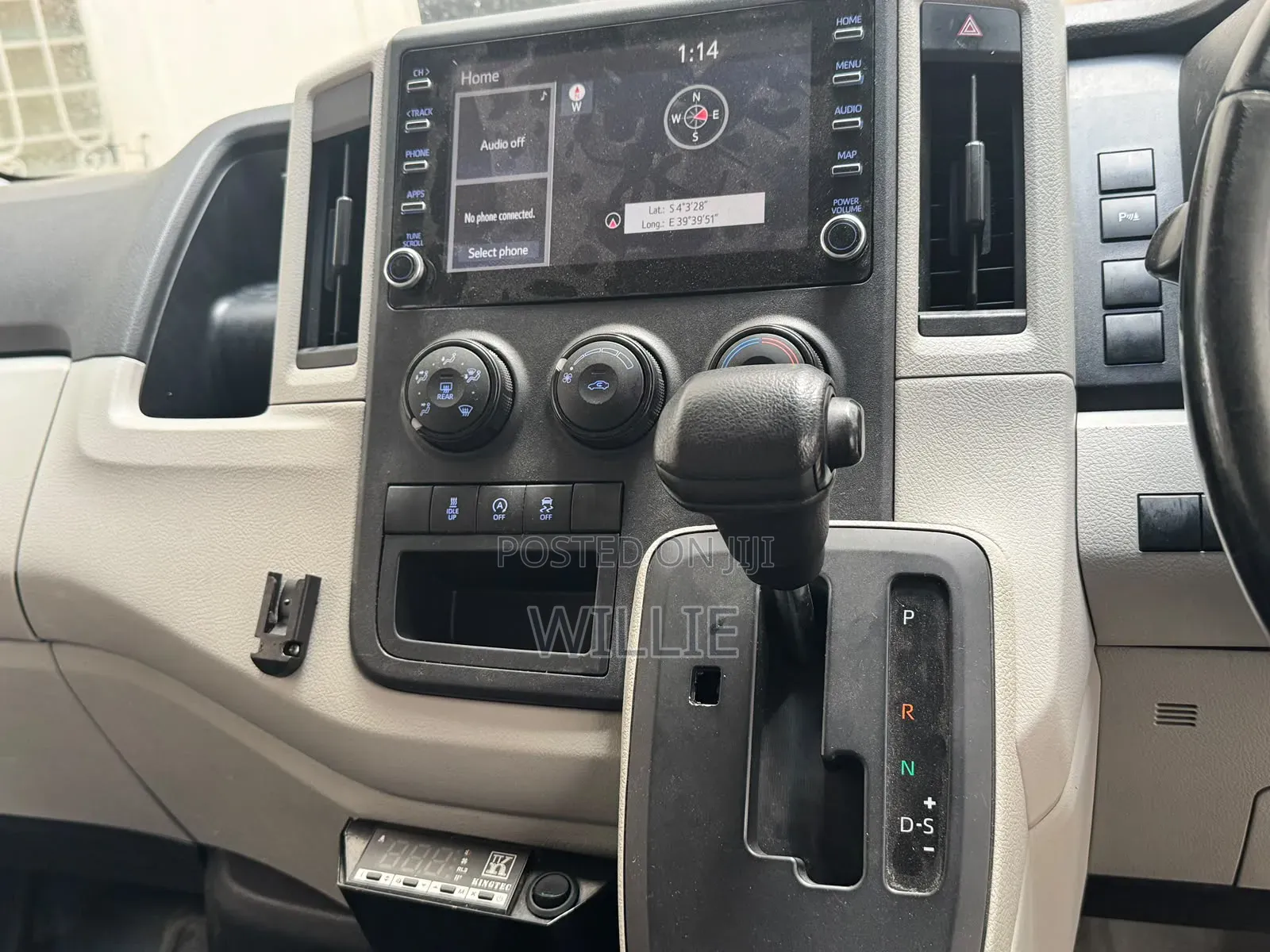 Toyota HiAce 2020 White