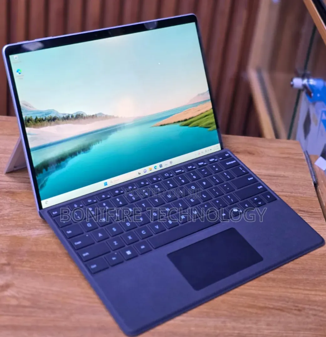 Laptop Microsoft Surface Pro 9 16GB Intel Core i7 SSD 256GB
