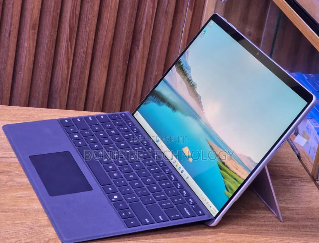 Laptop Microsoft Surface Pro 9 16GB Intel Core i7 SSD 256GB