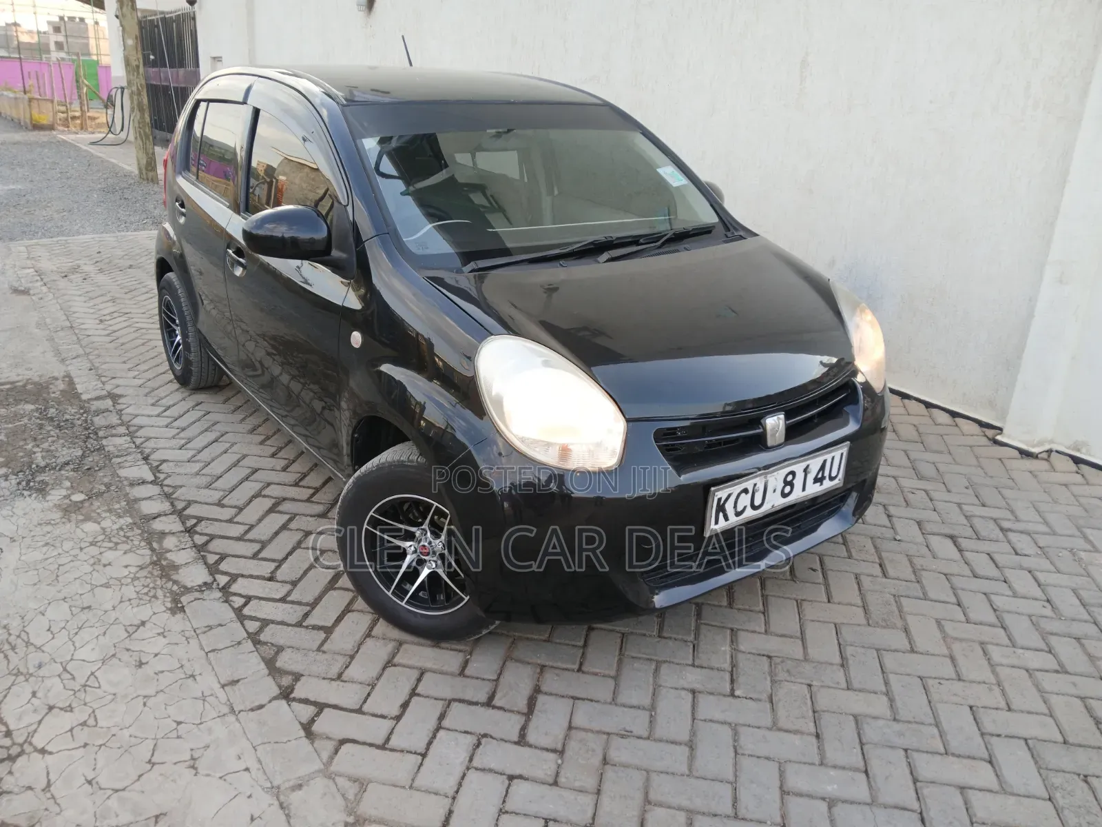 Toyota Passo 2013 Black