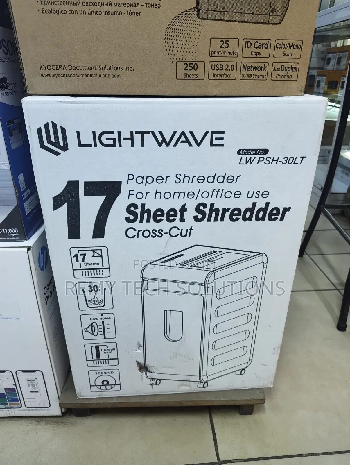 Lightwave 17 Sheets Cross Cut Paper Shredder, 30 LTR