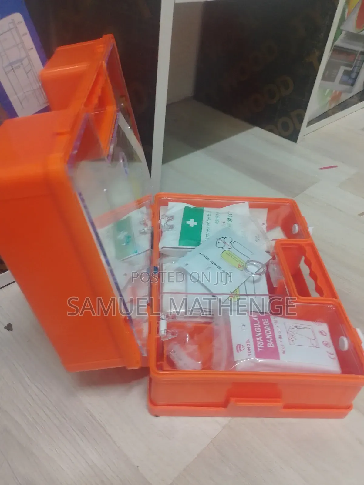 Compact First Aid Storage Case – Secure Plastic Emergency Box