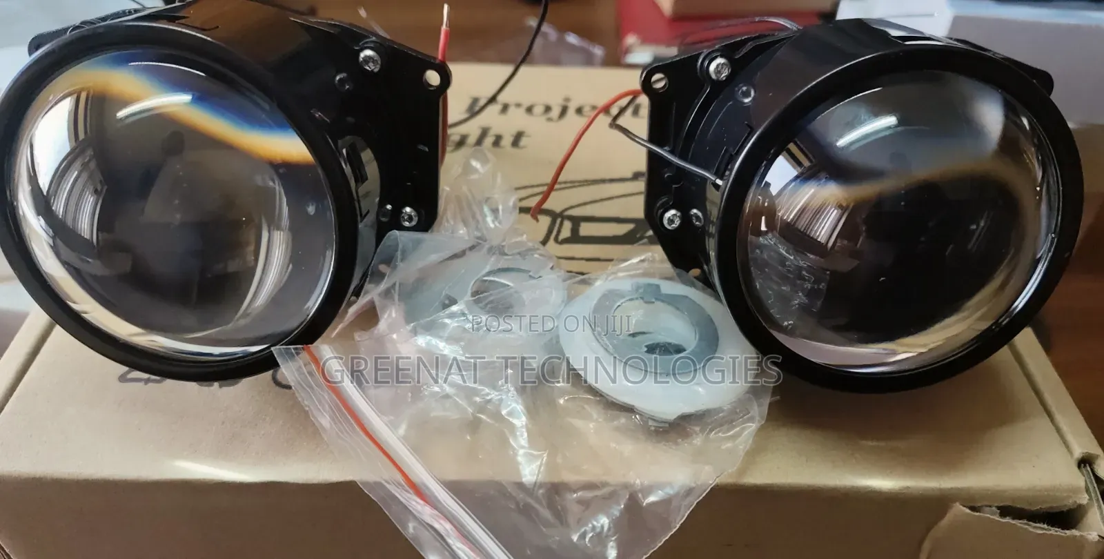 Bi LED Projector Lens Headlight Flash Up to 300 Metres Auto Lighting