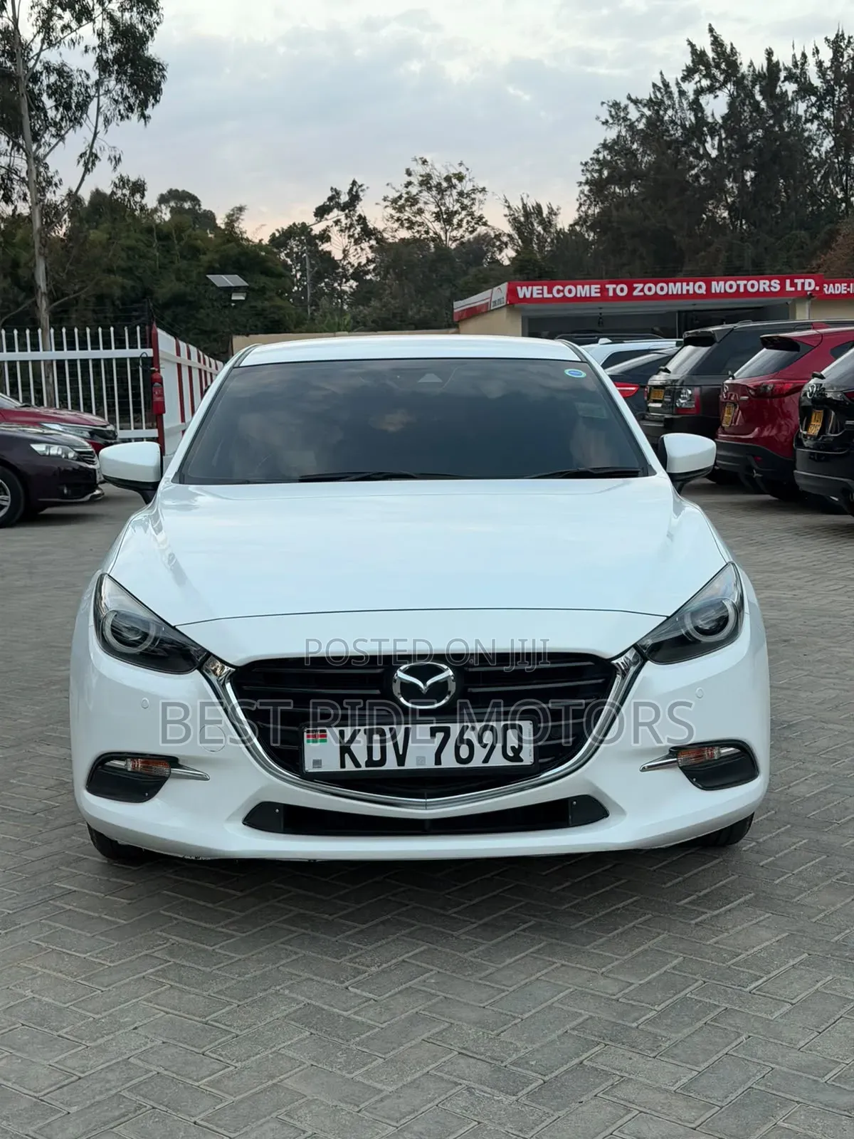 Mazda Axela 2018 White