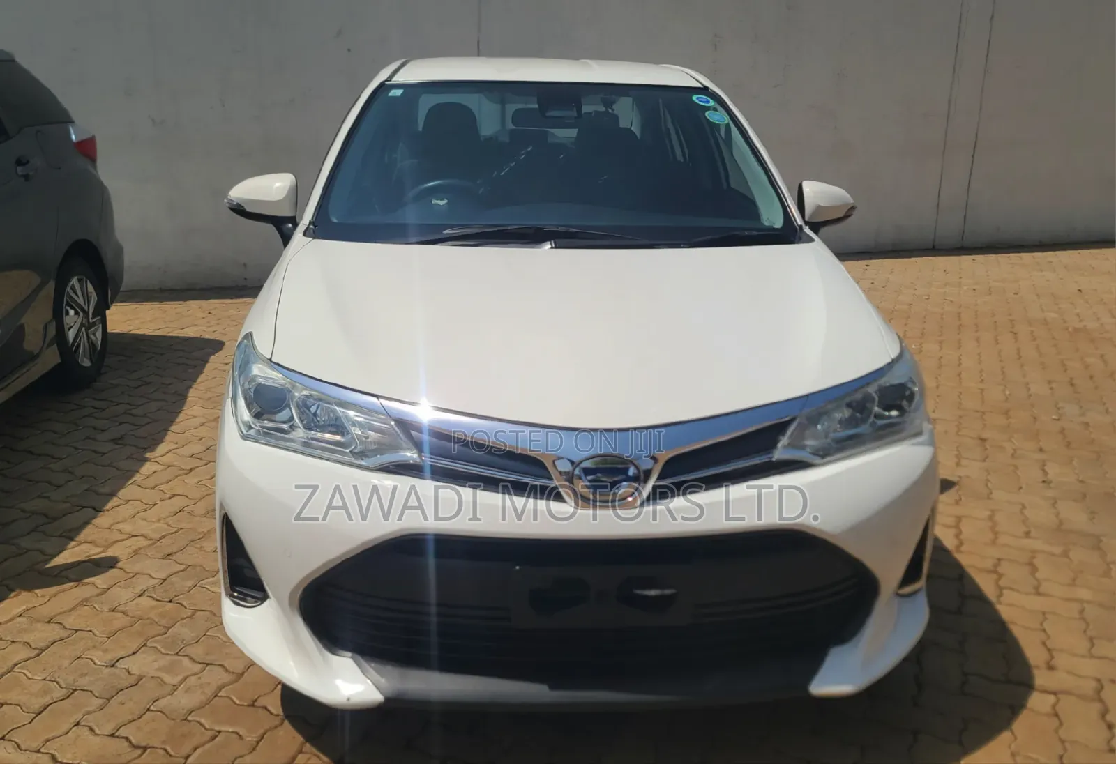 Toyota Axio 1.5 Hybrid 2WD 2019 White