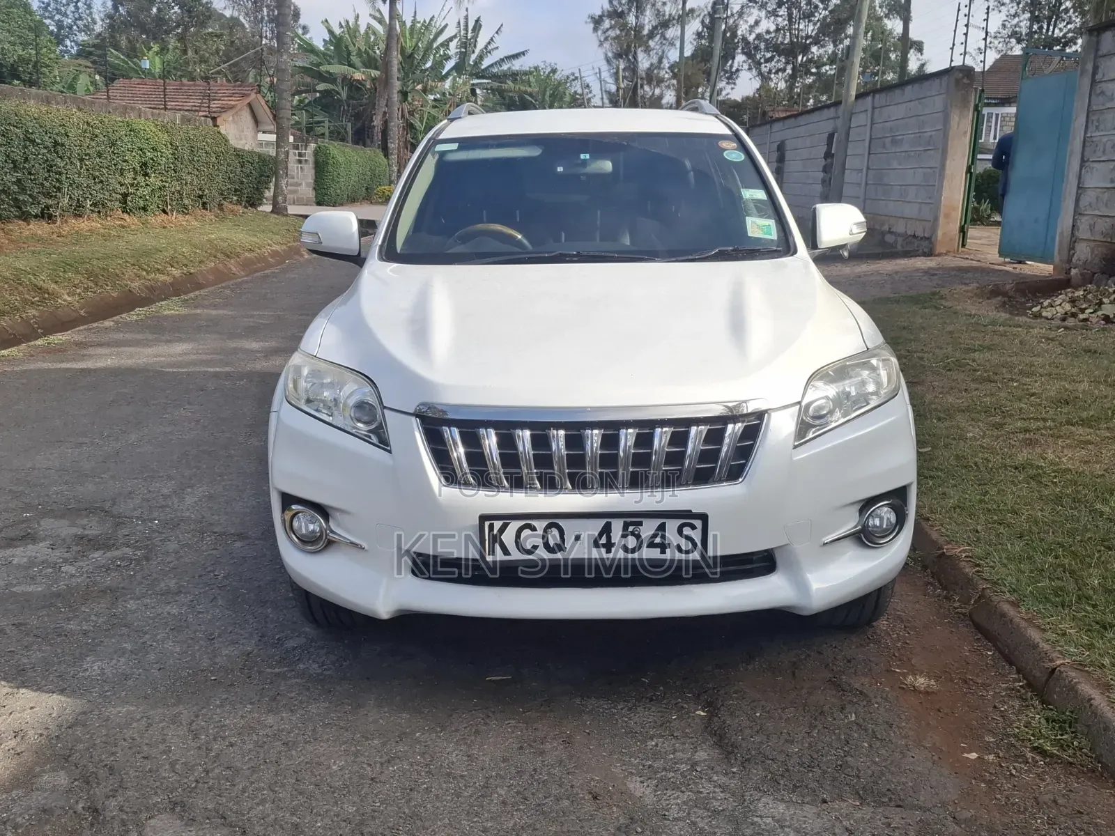 Toyota Vanguard 2013 Pearl