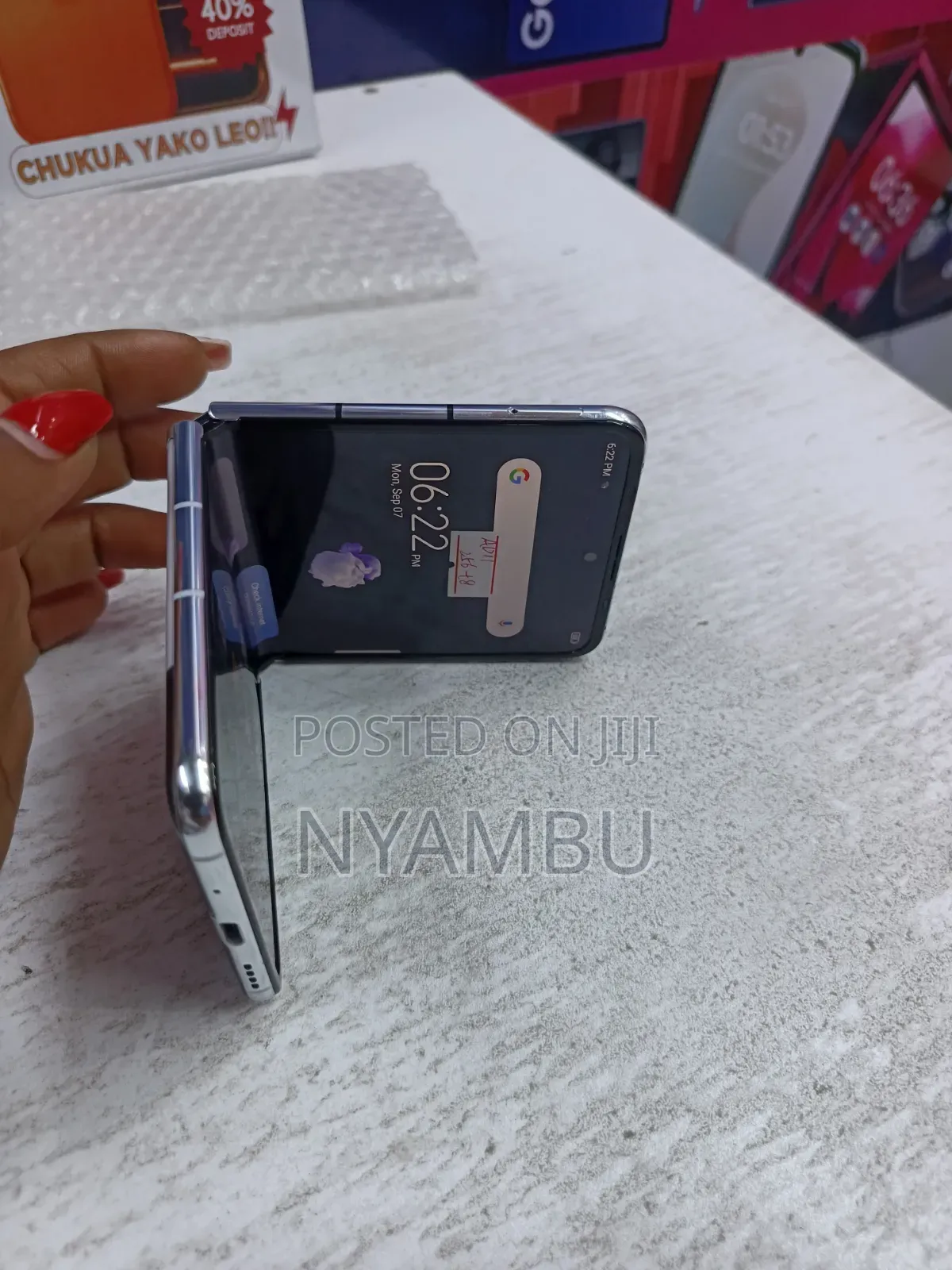 New Tecno Phantom V Flip 5G 256 GB Silver