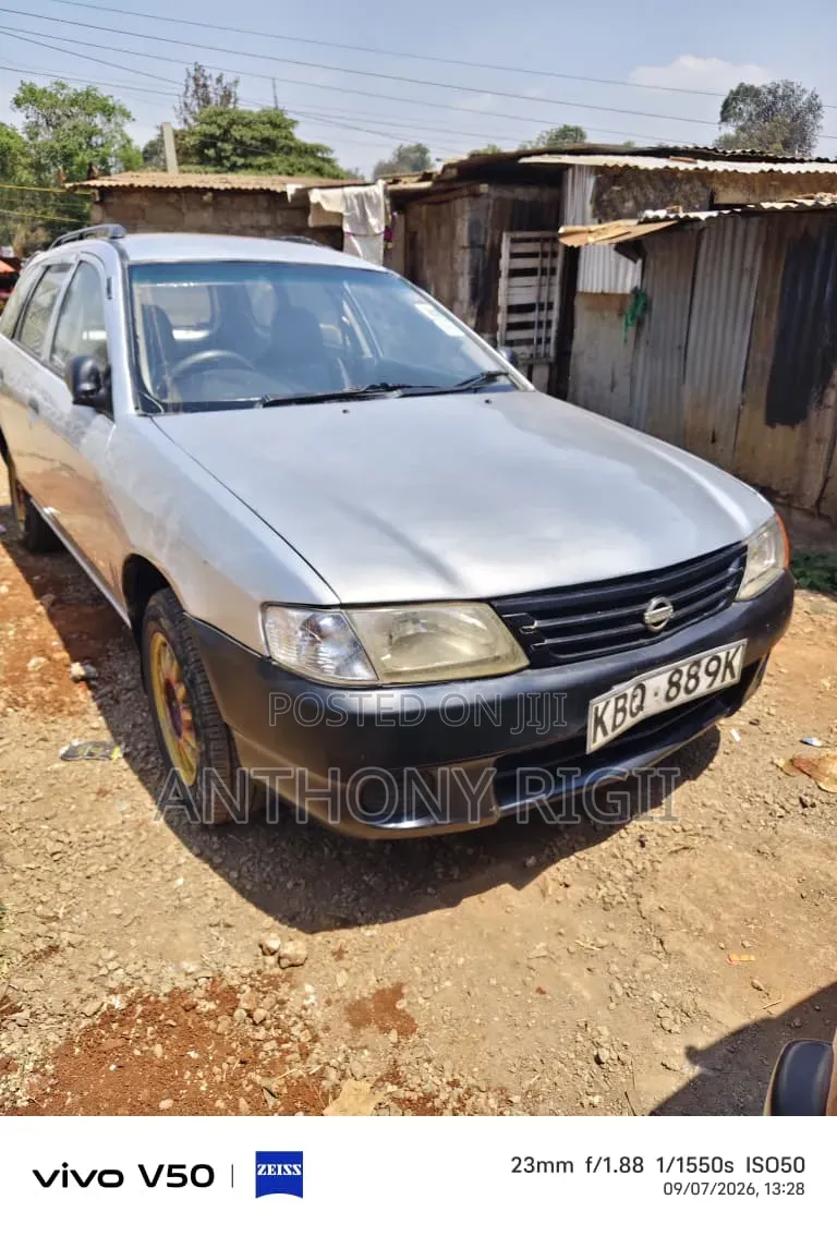 Nissan Advan 2005 Silver