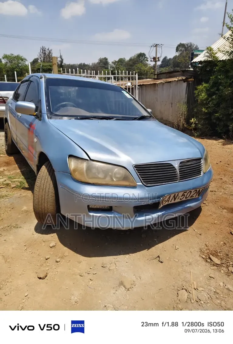 Mitsubishi Lancer 2001 Blue