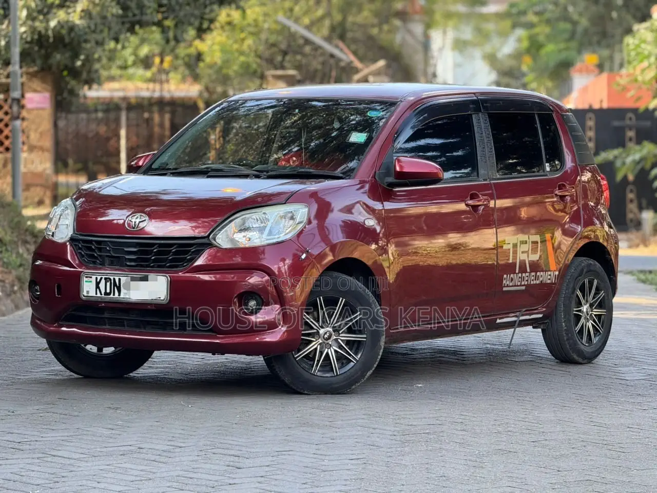 Toyota Passo 2018 Red