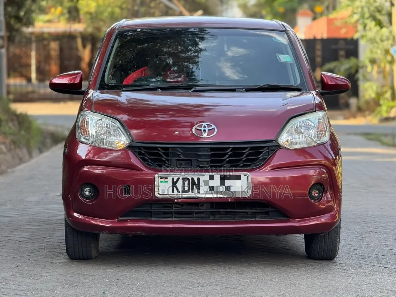 Toyota Passo 2018 Red