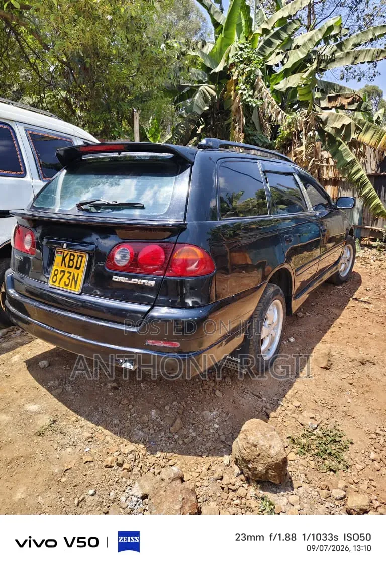 Toyota Caldina 2001 Black