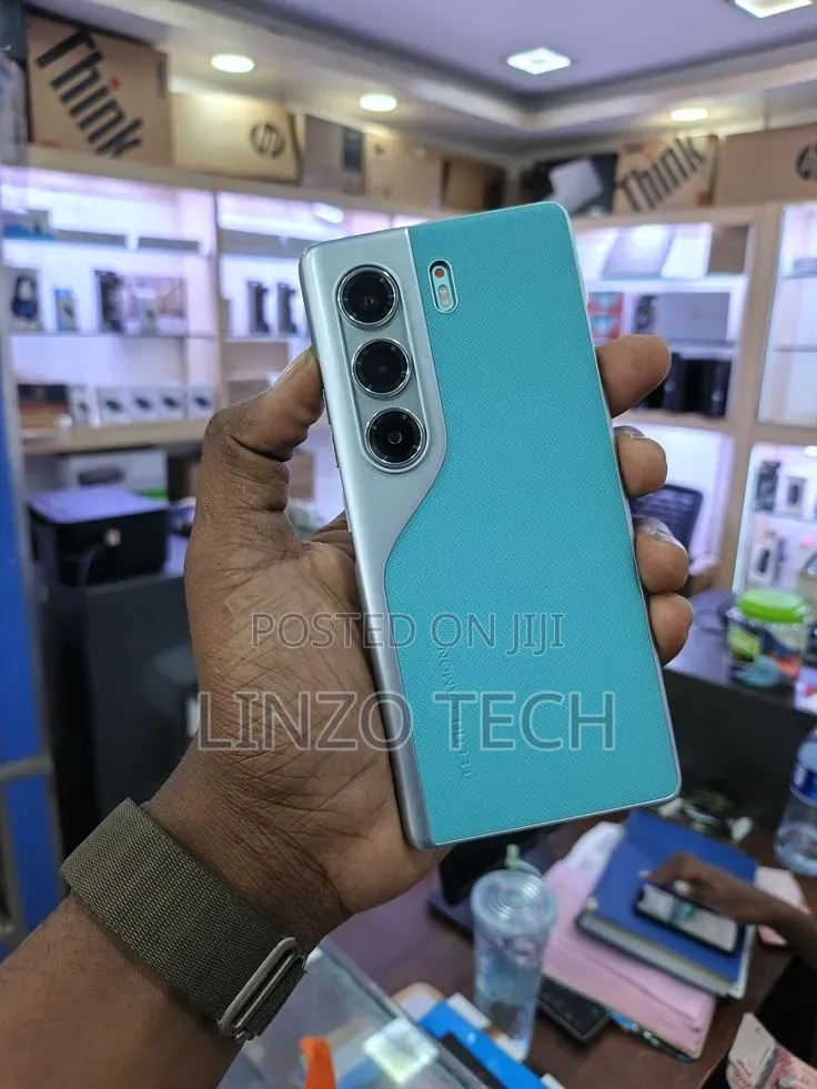 Tecno Camon 40 Pro 4G 256 GB Gray