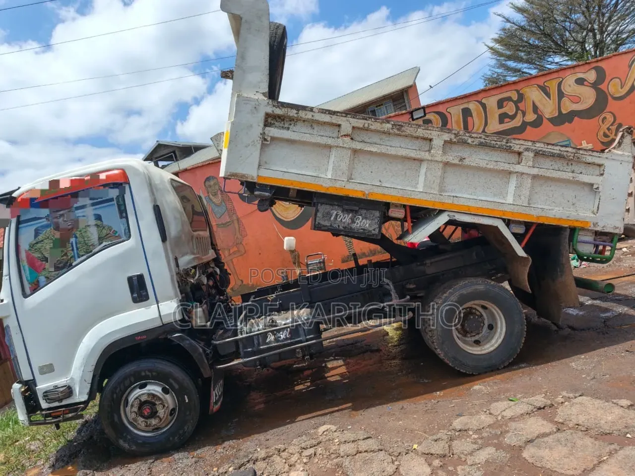 Isuzu Forward