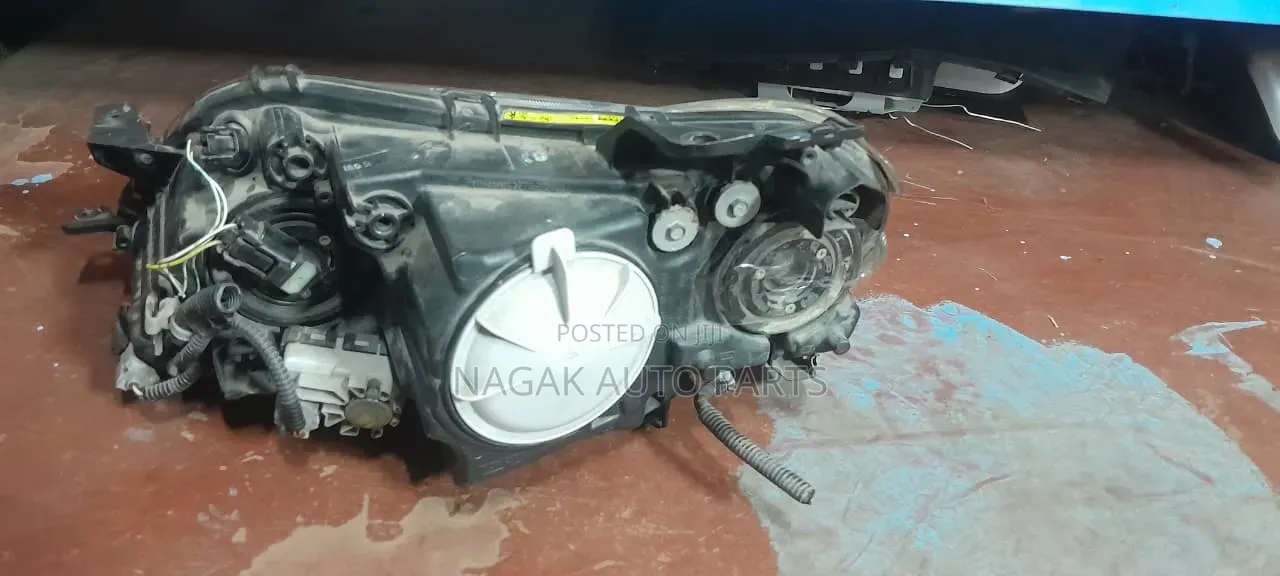 Toyota Mark X 2005/2008 Ex Japan Headlight