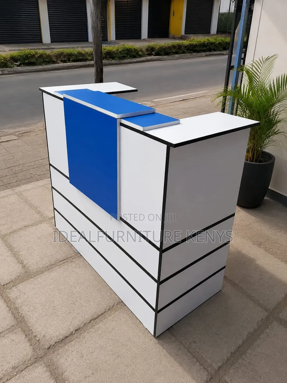 Mordern Reception Desk