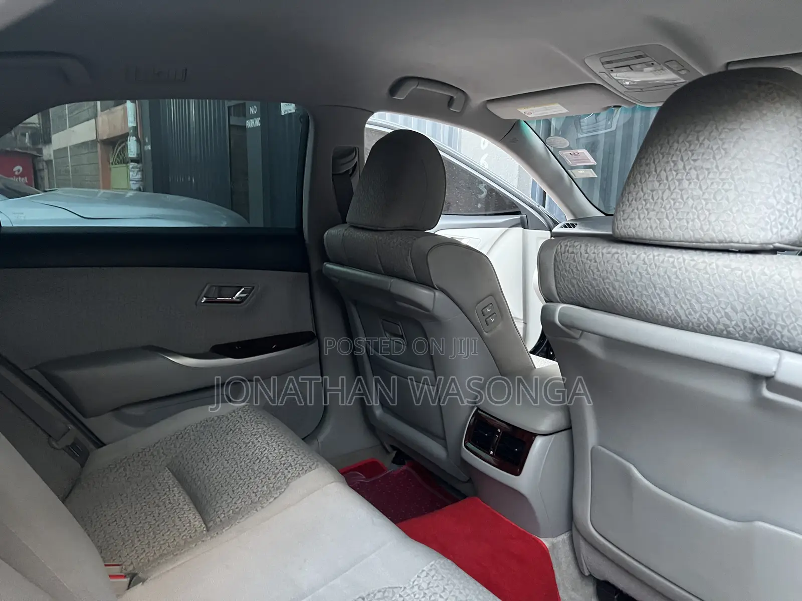 Toyota Crown 2012 Black
