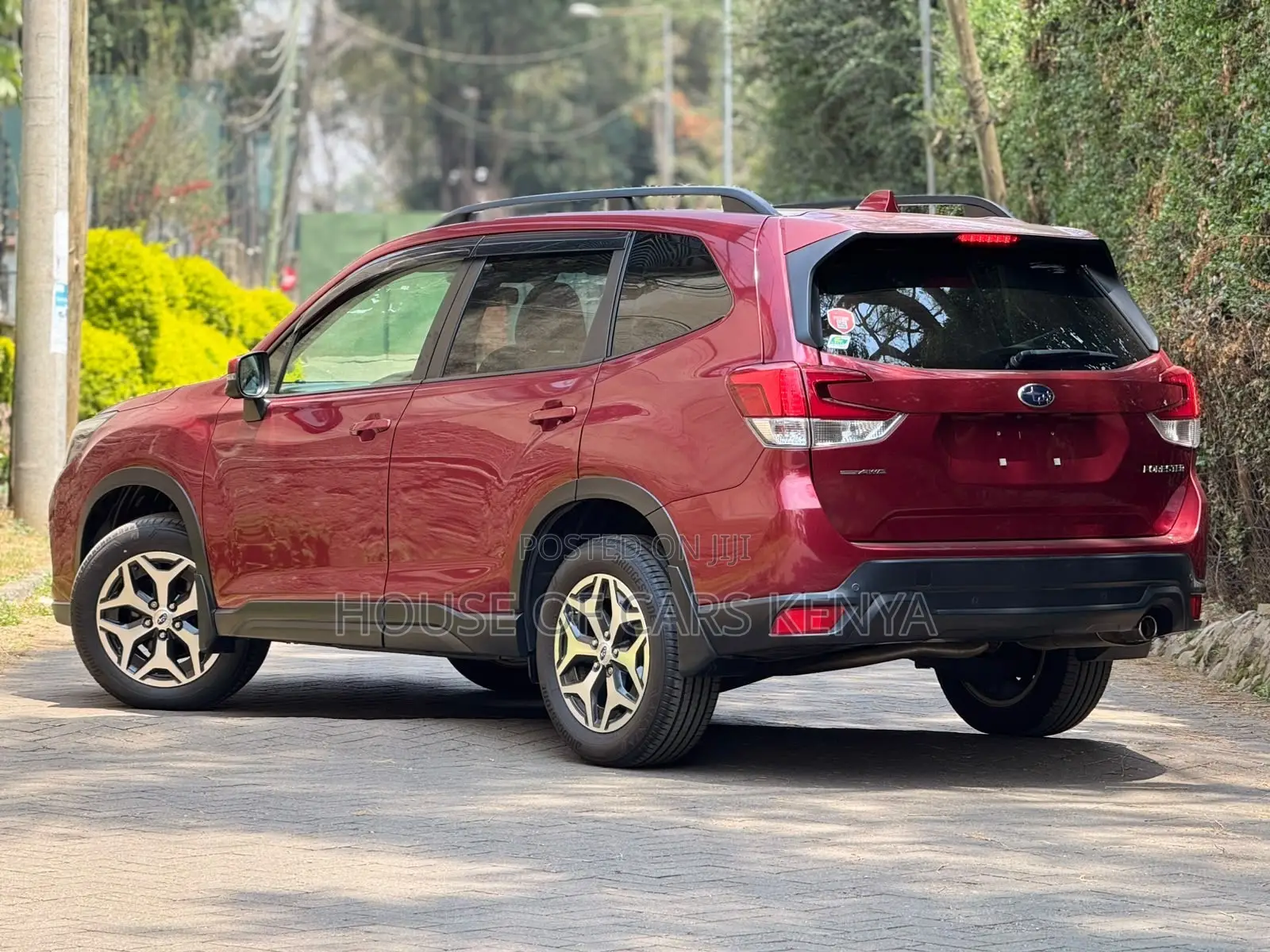 Subaru Forester Premium AWD 2019 Red