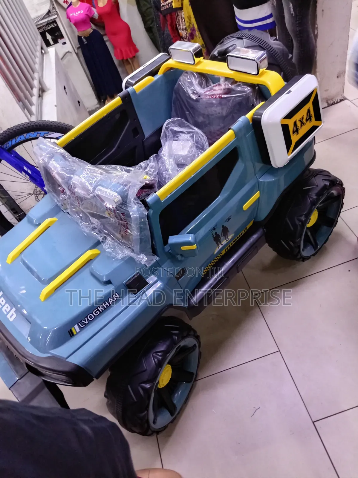 Electric 4 by 4 Kids Car Rechargeable Up to 12yrs