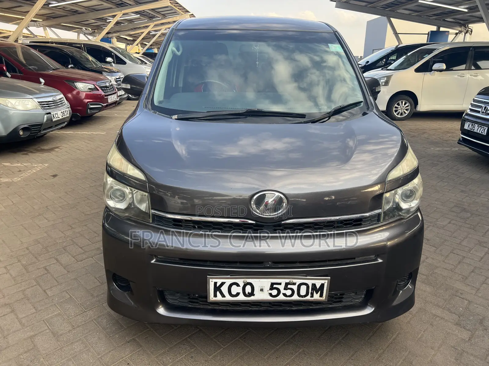 Toyota Voxy 2012 Gray