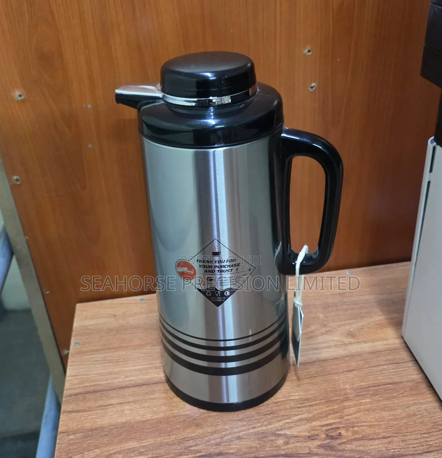  1.9l Metallic Vacuum Flask – Premium Quality