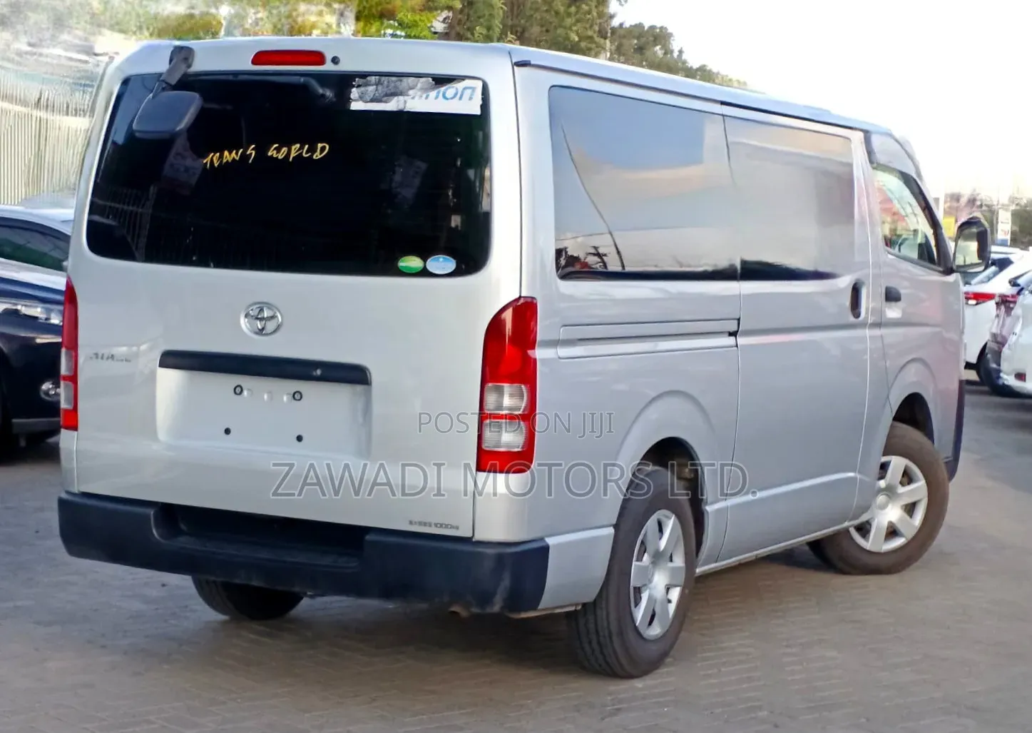 Toyota HiAce 2019 Silver