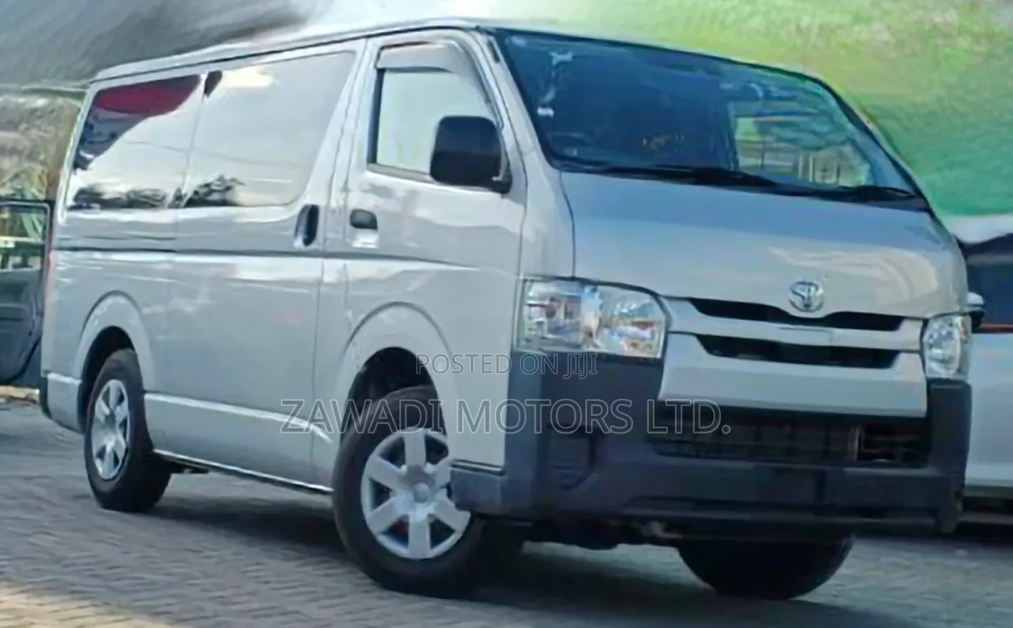 Toyota HiAce 2019 Silver