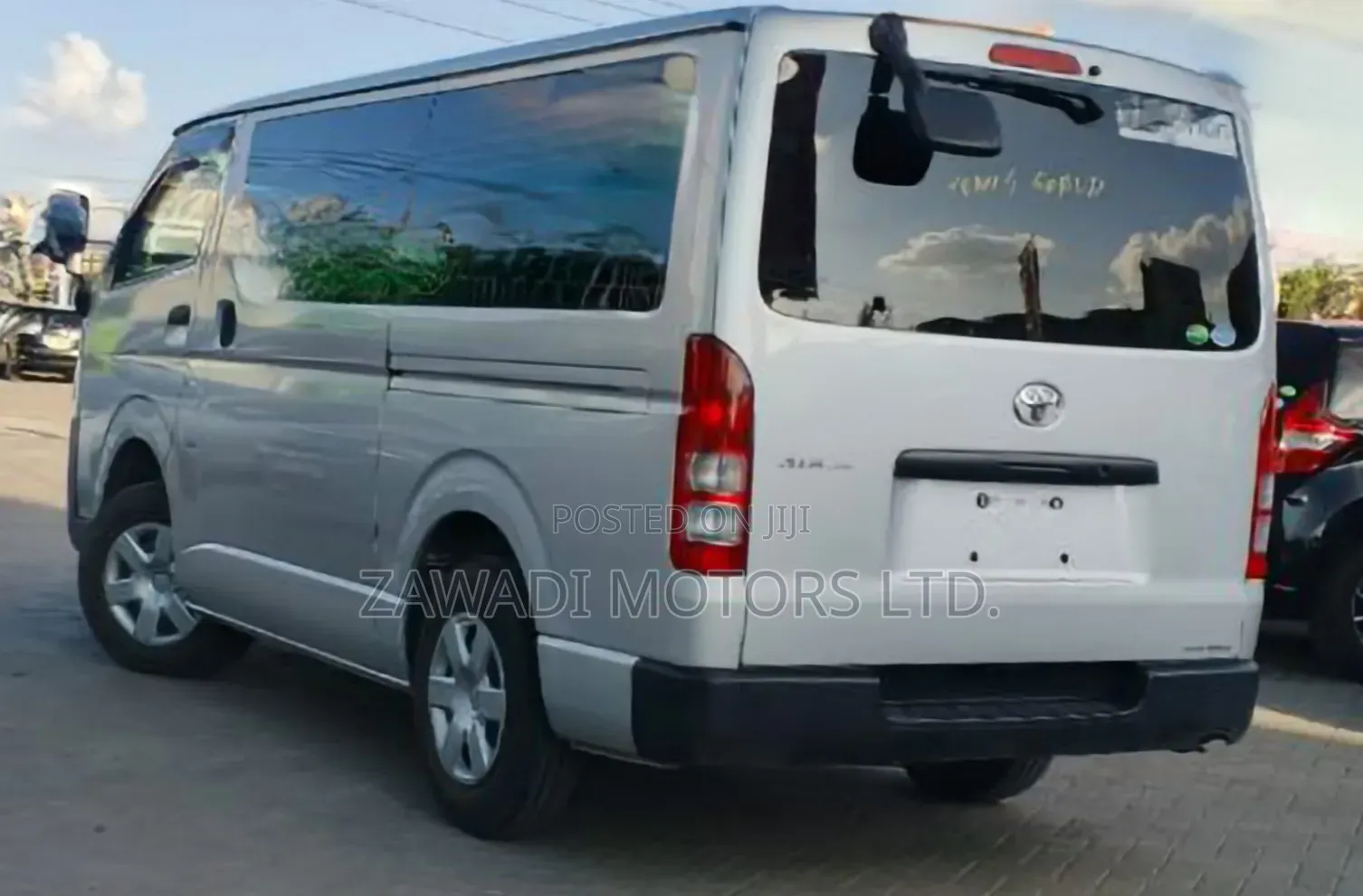 Toyota HiAce 2019 Silver