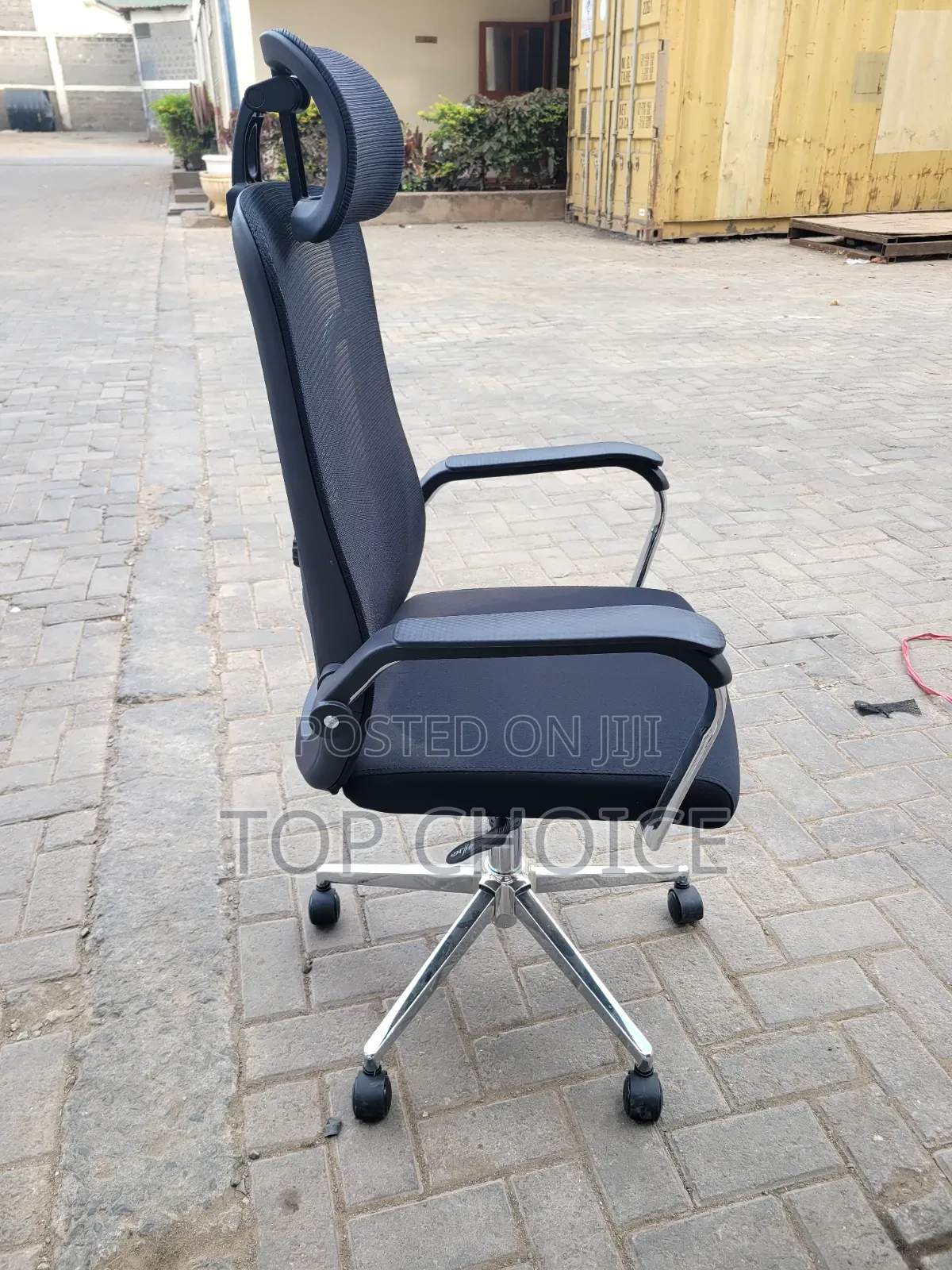 Executive Office Chair With Headrest Chrome Base