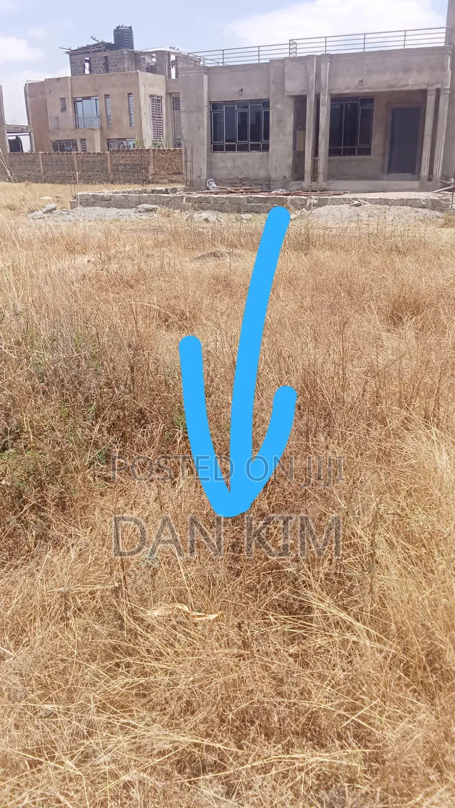 50by100ft Plot in Distress Sale