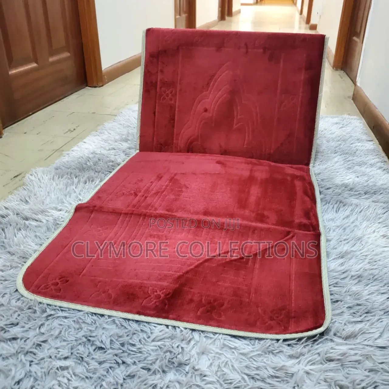 Foldable Padded Prayer Mat With Backrest Support -Plush Velvet Janamaz